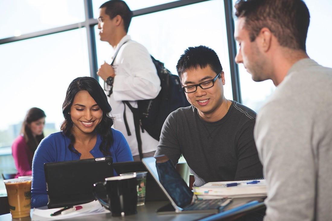 kcu students studying